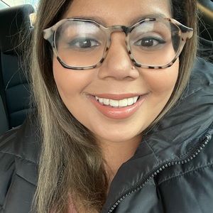 Meet your Posher, Naz